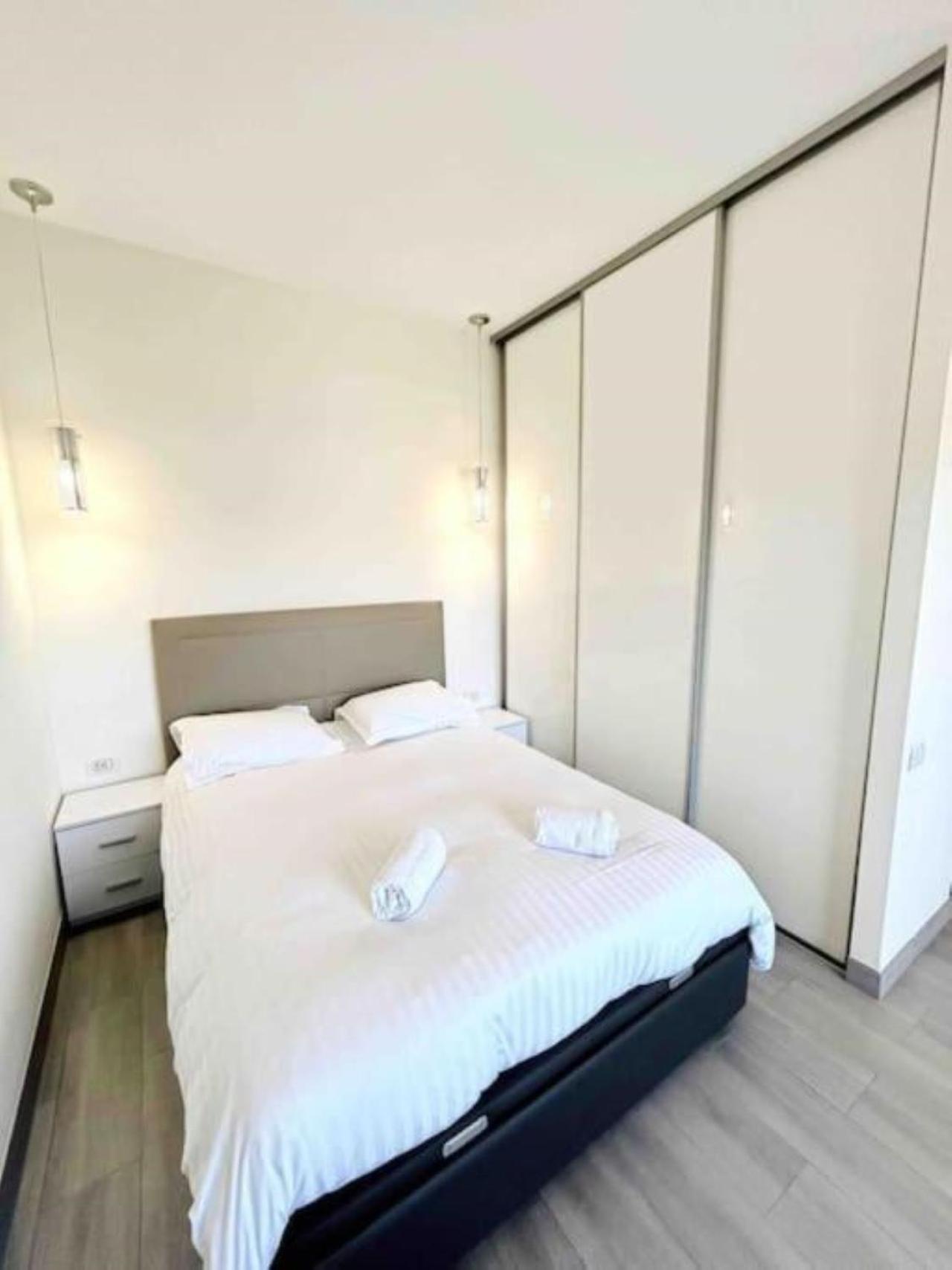 Il Gioiello : Apt 2 Pers, Clim, Piscine, Parking Antibes Buitenkant foto